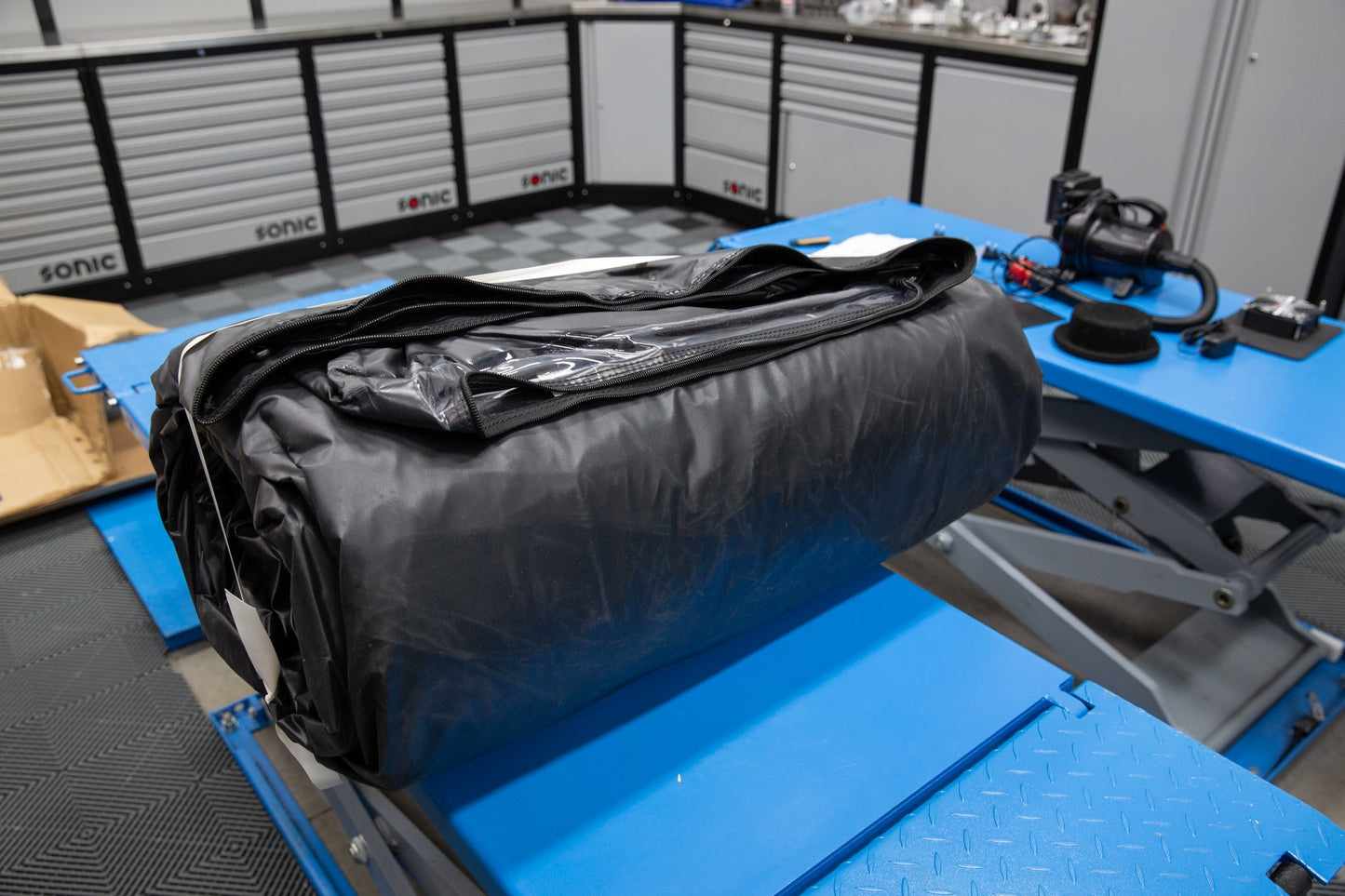 CarCapsule ShowCase Indoor