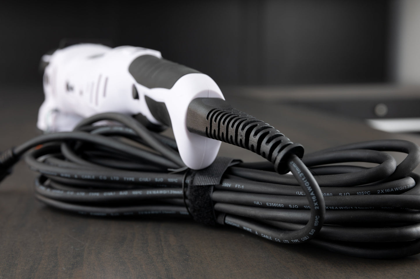 Liquid Elements T4200 5 Inch Polisher