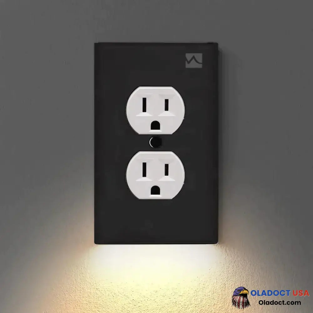 Set Of 6 Outlet Wall Plate With Led Night Lights Type A / Black